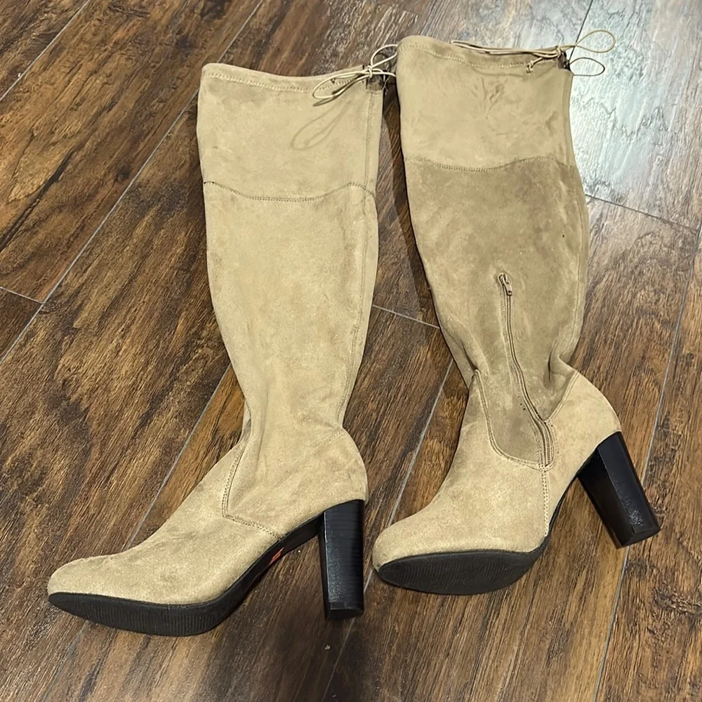 NWOT Tan Soft Elastic Tie Up Over The Knee Heel Boots